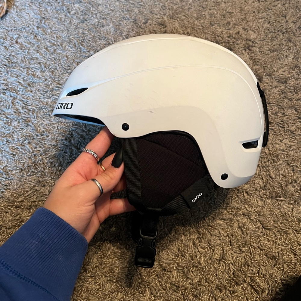 Giro Snow Helmet